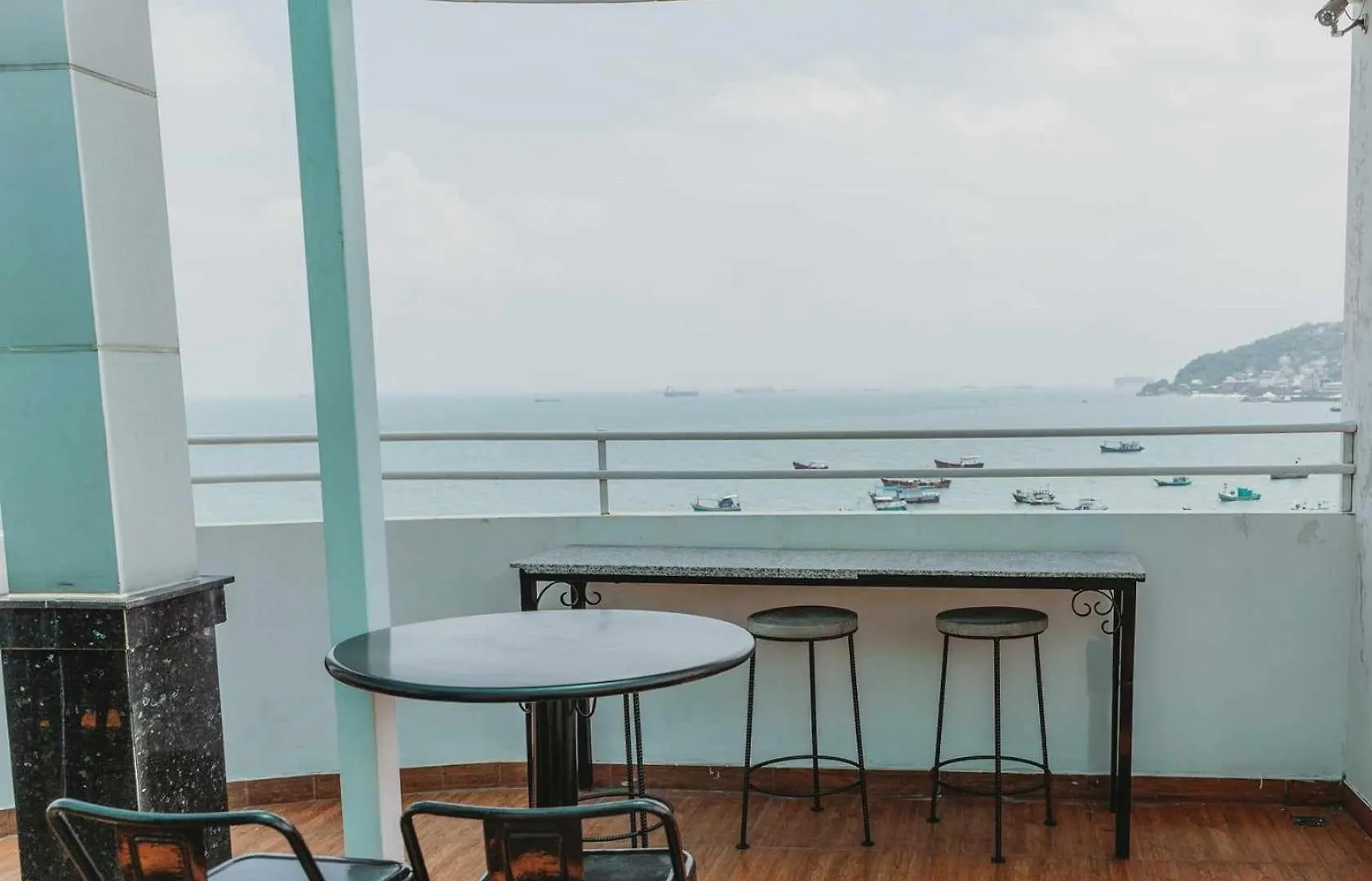 Bayview Hotel & Apartments Vung Tau 0*,  Vietnam