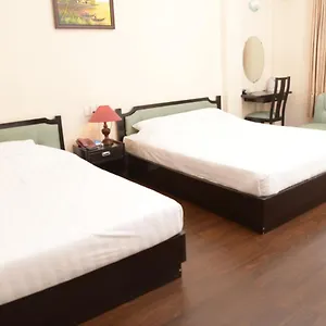2* Motel Song Huong